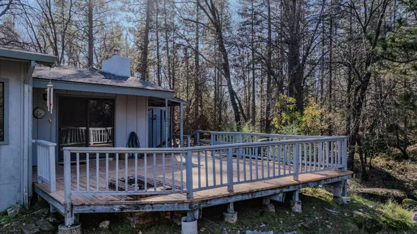 $319,000 | 398 Rhoda Niderost Ln Point, West Point, CA 95255