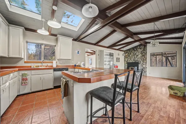 $319,000 | 398 Rhoda Niderost Ln Point, West Point, CA 95255