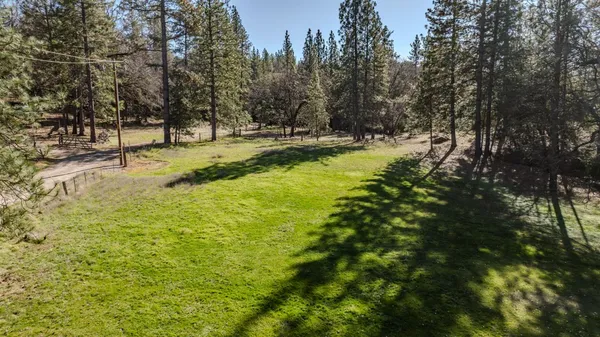 $319,000 | 398 Rhoda Niderost Ln Point, West Point, CA 95255