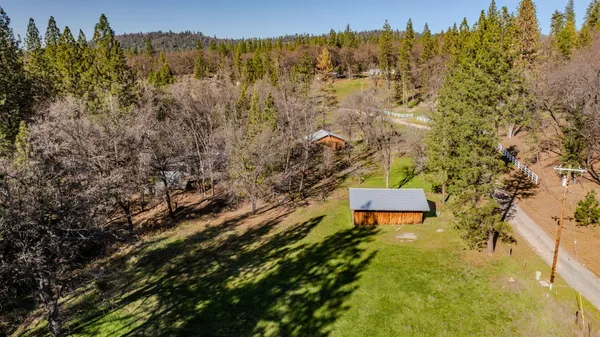 $319,000 | 398 Rhoda Niderost Ln Point, West Point, CA 95255