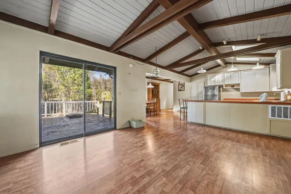 $319,000 | 398 Rhoda Niderost Ln Point, West Point, CA 95255