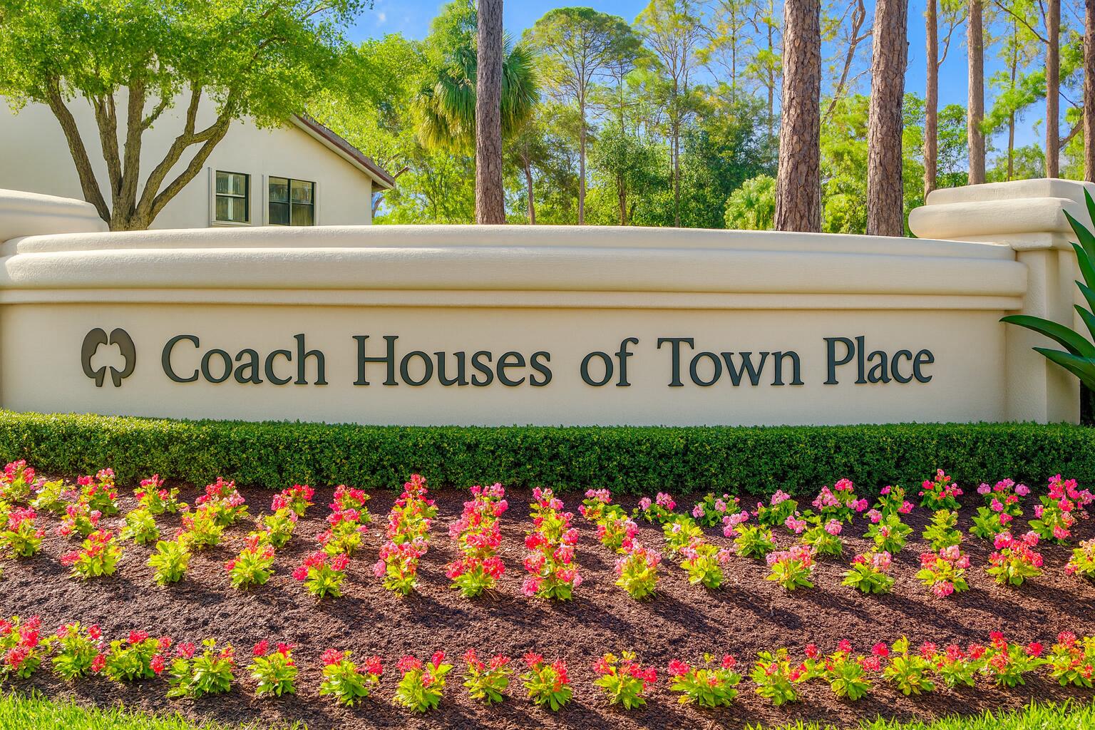 5600 Coach House Circle, Unit E Boca Raton, FL 33486 - Photo 4 of 27 COACH HOUSES BOCA