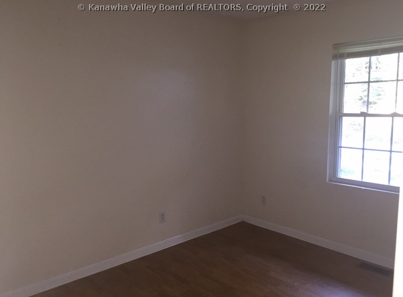 22 Upper Pinch Road Elkview, WV 25071 - Photo 10 of 16 Gallery Image 10