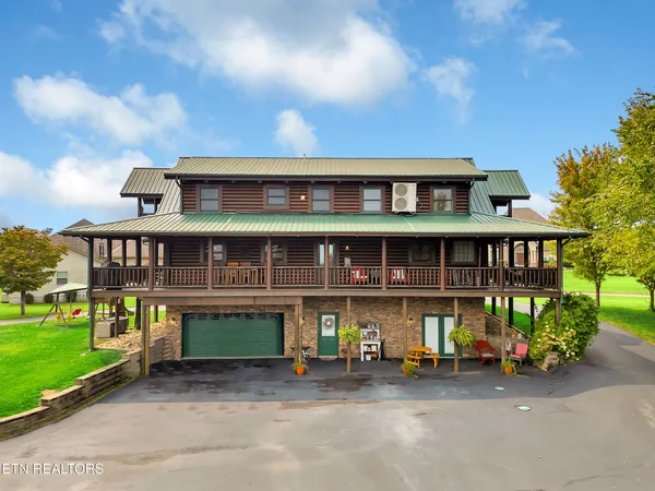 $849,999 | 838 Pinnacle Drive, Dandridge, TN 37725