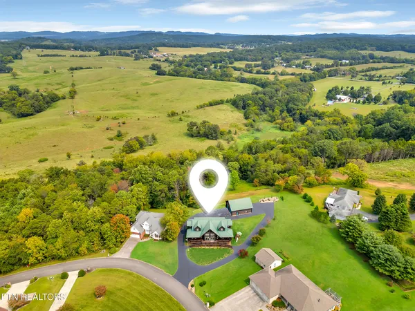 $849,999 | 838 Pinnacle Drive, Dandridge, TN 37725