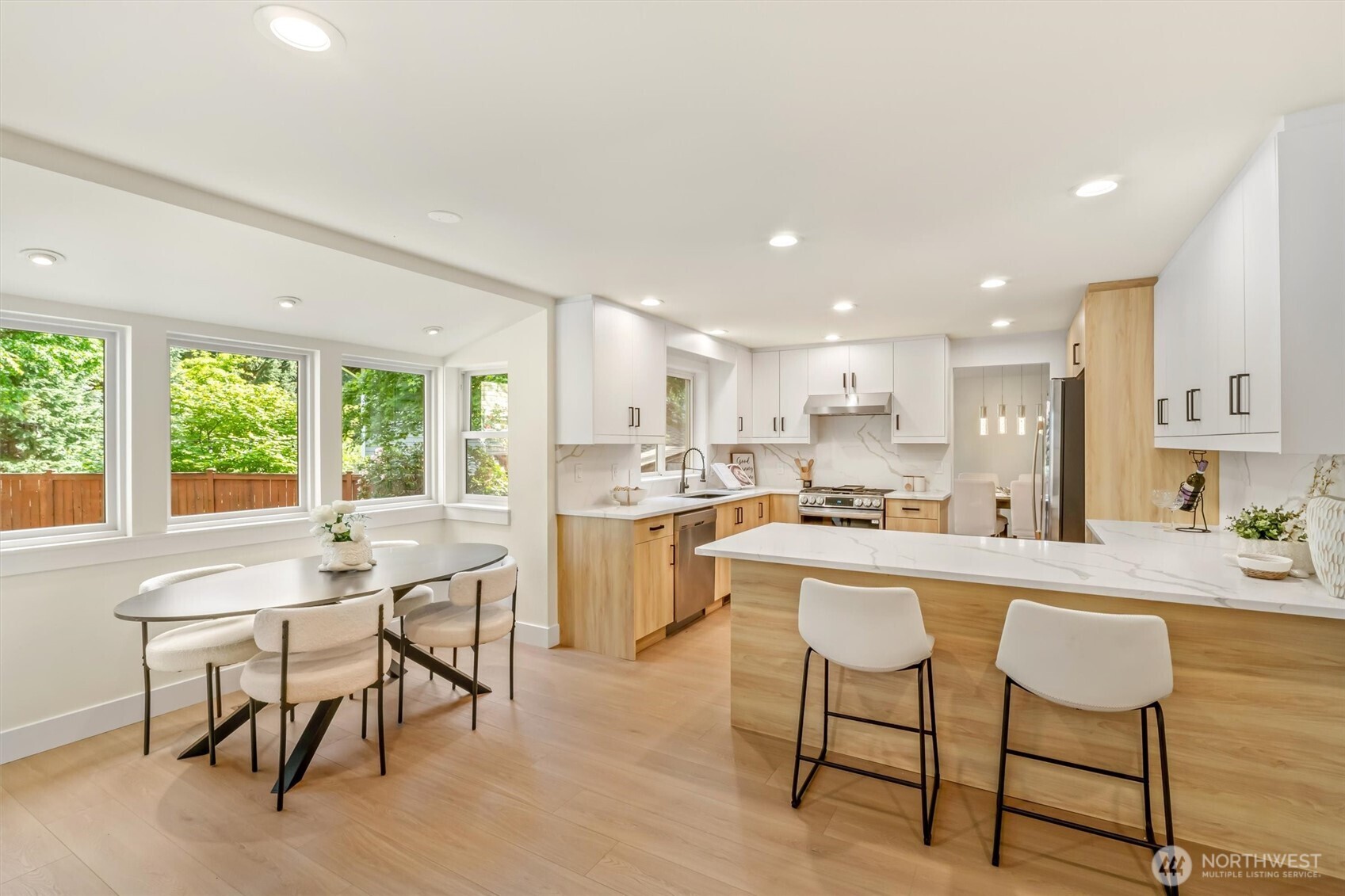 18501 28th Avenue Southeast Bothell, WA 98012 - Photo 11 of 38