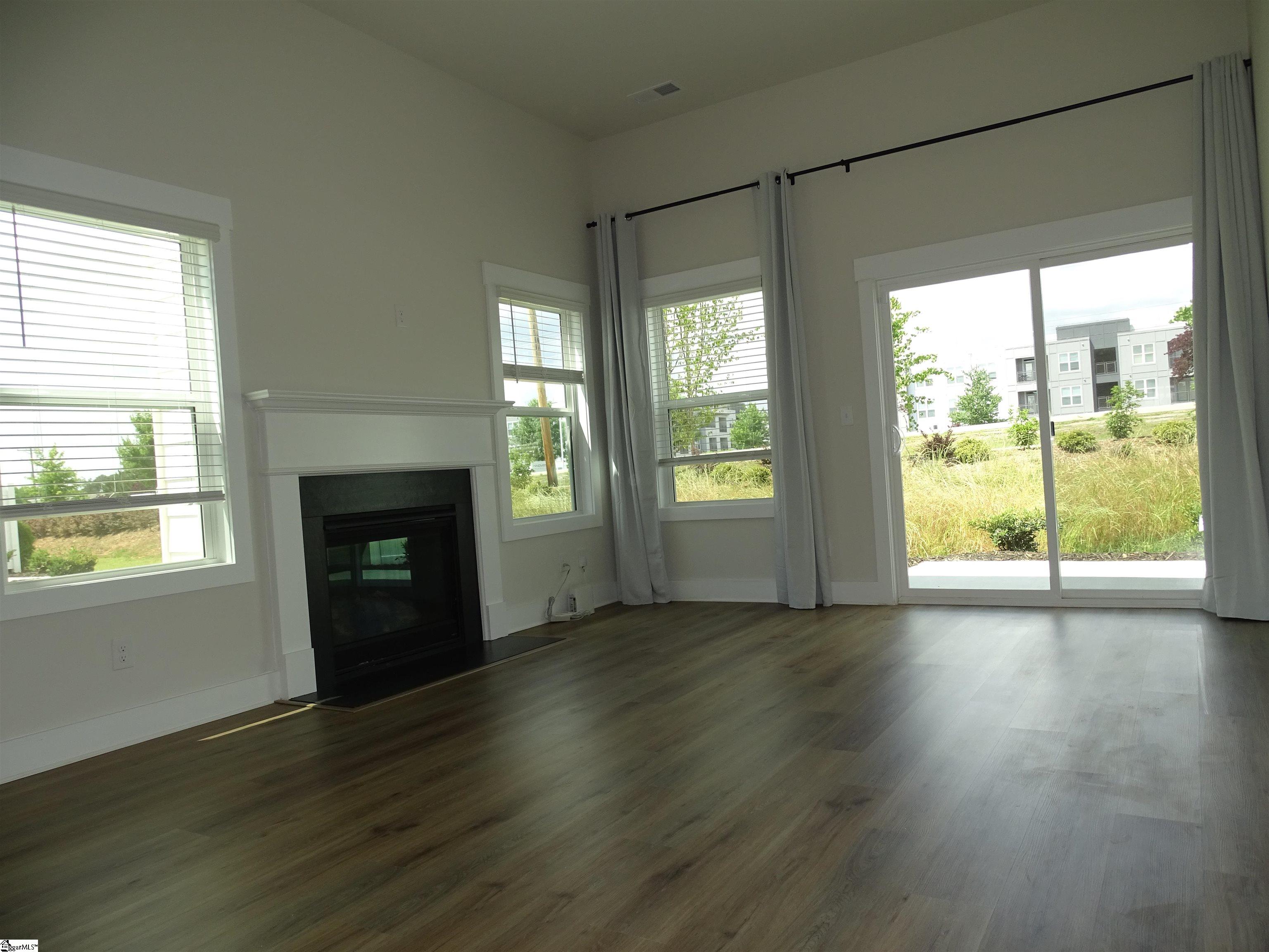 146 Bromes Way Greenville, SC 29607 - Photo 4 of 40