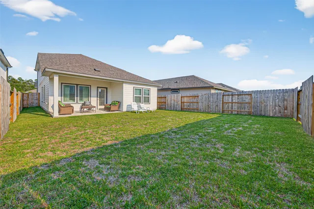 $299,900 | 16632 Sterling Clf Street, Conroe, TX 77302