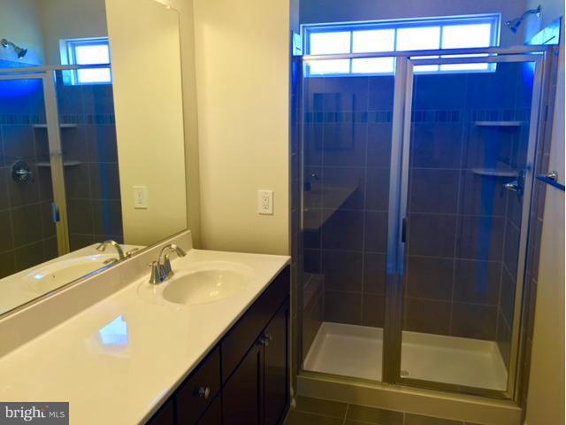 5902 Jefferson Commons Way Frederick, MD 21703 - Photo 8 of 10 Bath (Master)