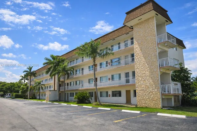 $1,495 | 6289 Lear Drive, Unit 306, Lake Worth, FL 33462