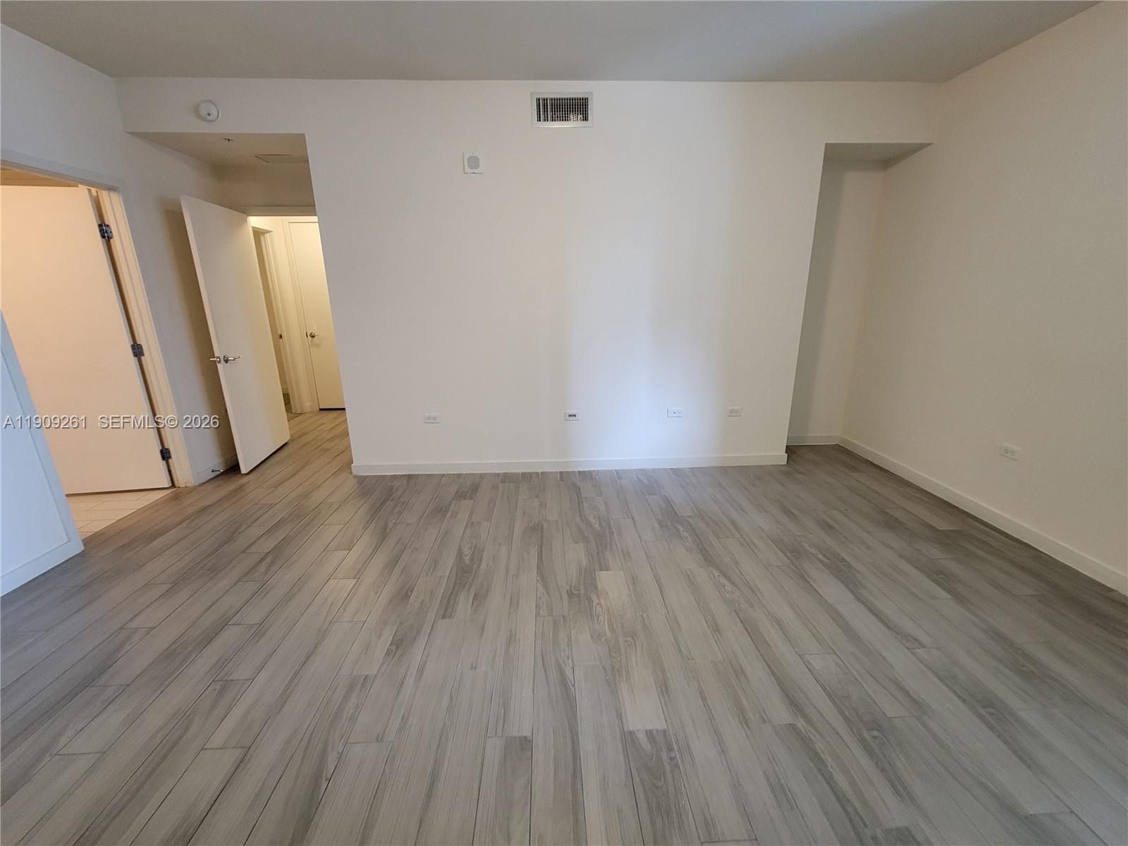 999 Southwest 1st Avenue, Unit 2016 Miami, FL 33130 - Photo 23 of 49