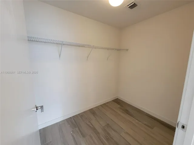 $775,000 | 999 Southwest 1st Avenue, Unit 2016, Miami, FL 33130