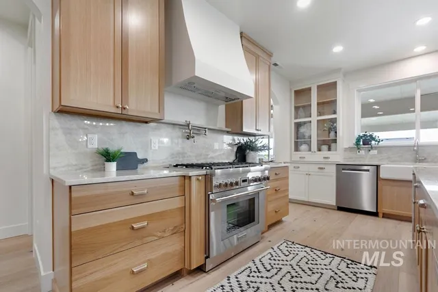 $1,150,000 | 3322 South Volunteer Place, Meridian, ID 83642