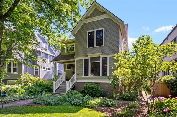 $1,695,000 | 1805 Wesley Avenue, Evanston, IL 60201