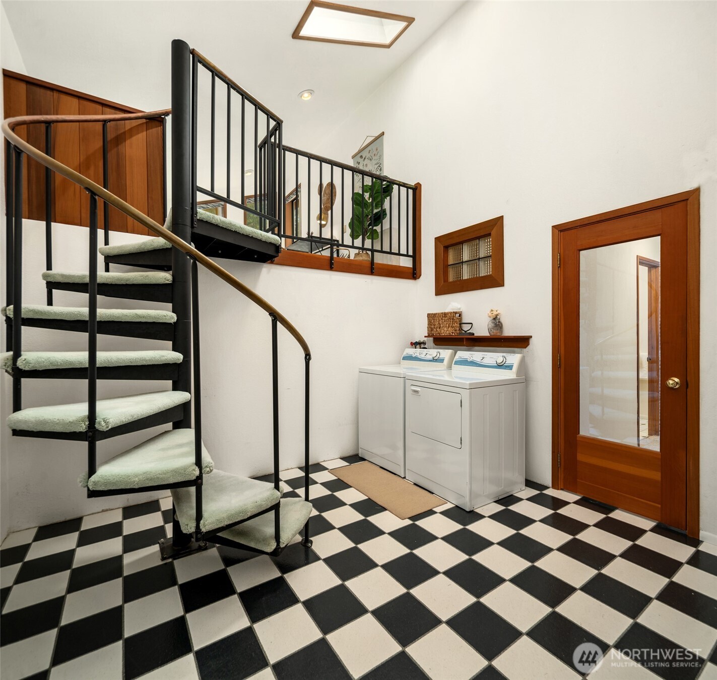 20506 Old Mill Road Southwest Vashon, WA 98070 - Photo 27 of 40 Gallery Image 27