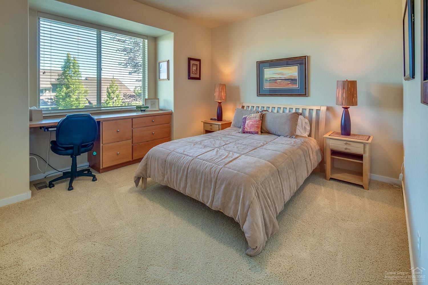 11084 Village Loop Redmond, OR 97756 - Photo 24 of 25 Gallery Image 24