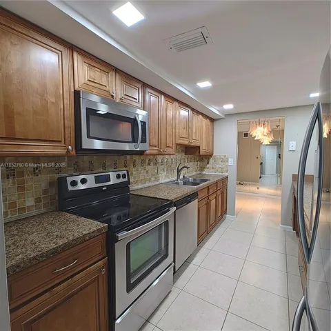 $152,000 | 7051 Environ Boulevard, Unit 433, Lauderhill, FL 33319