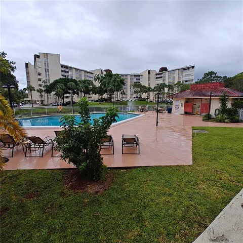 $152,000 | 7051 Environ Boulevard, Unit 433, Lauderhill, FL 33319
