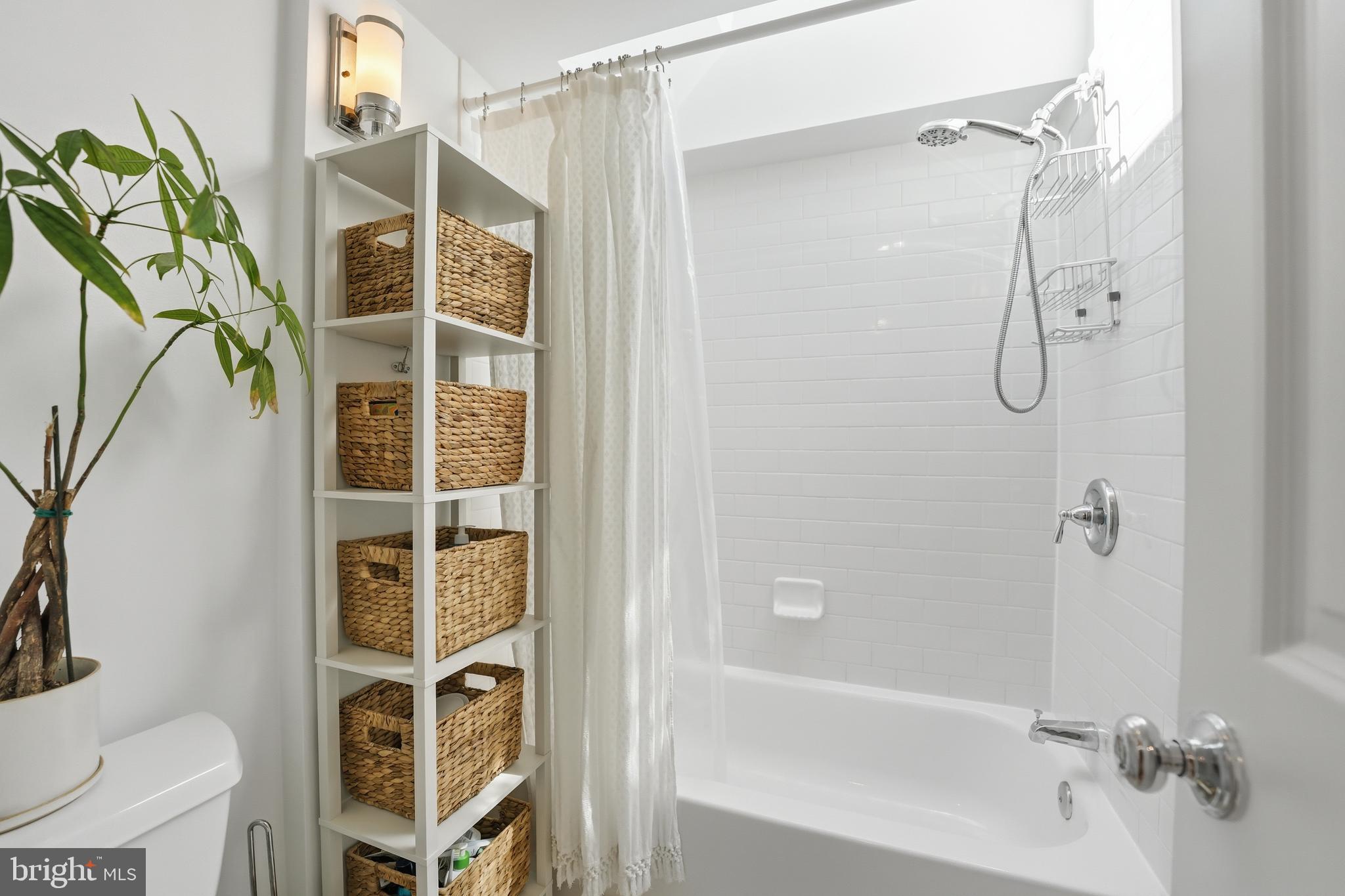 3313 Q Street Northwest Washington, DC 20007 - Photo 22 of 65
