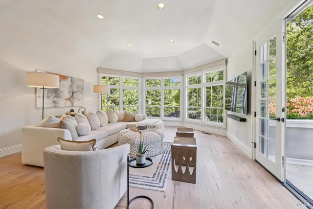 $3,295,000 | 2815 Vineyard Road, Novato, CA 94947