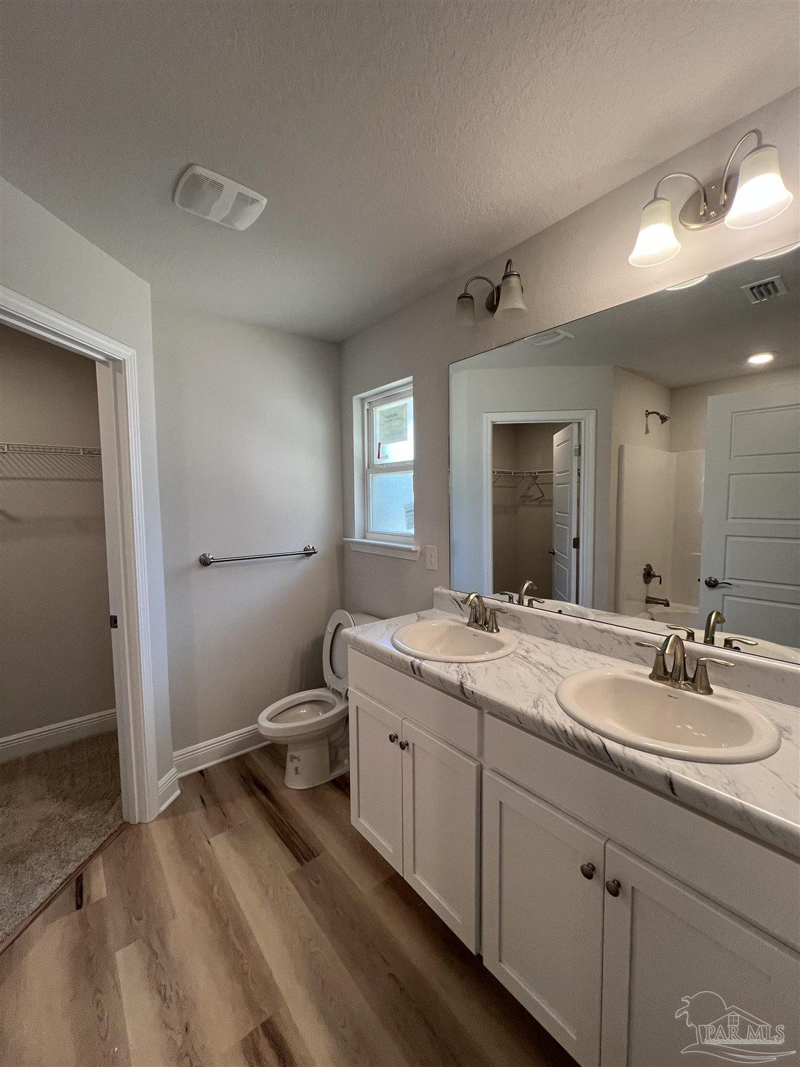 1841 Leigh Loop Cantonment, FL 32533 - Photo 7 of 8