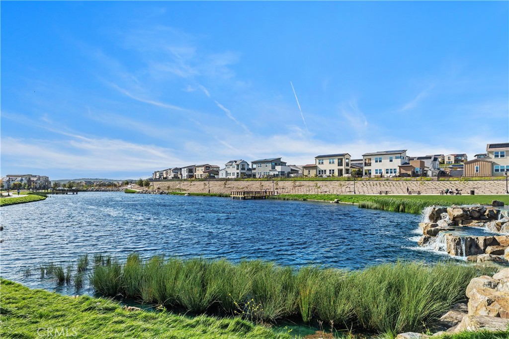 31645 Williams Rancho Mission Rancho Mission Viejo, CA 92694 - Photo 43 of 58 a view of a lake with houses