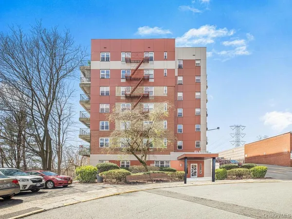 $399,000 | 11 Balint Drive, Unit 645, Yonkers, NY 10710