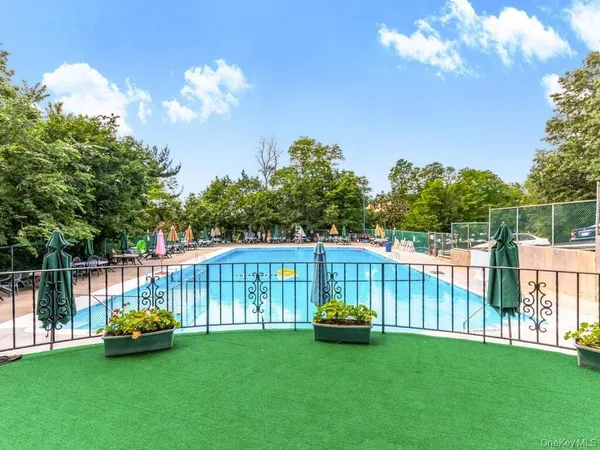 $399,000 | 11 Balint Drive, Unit 645, Yonkers, NY 10710