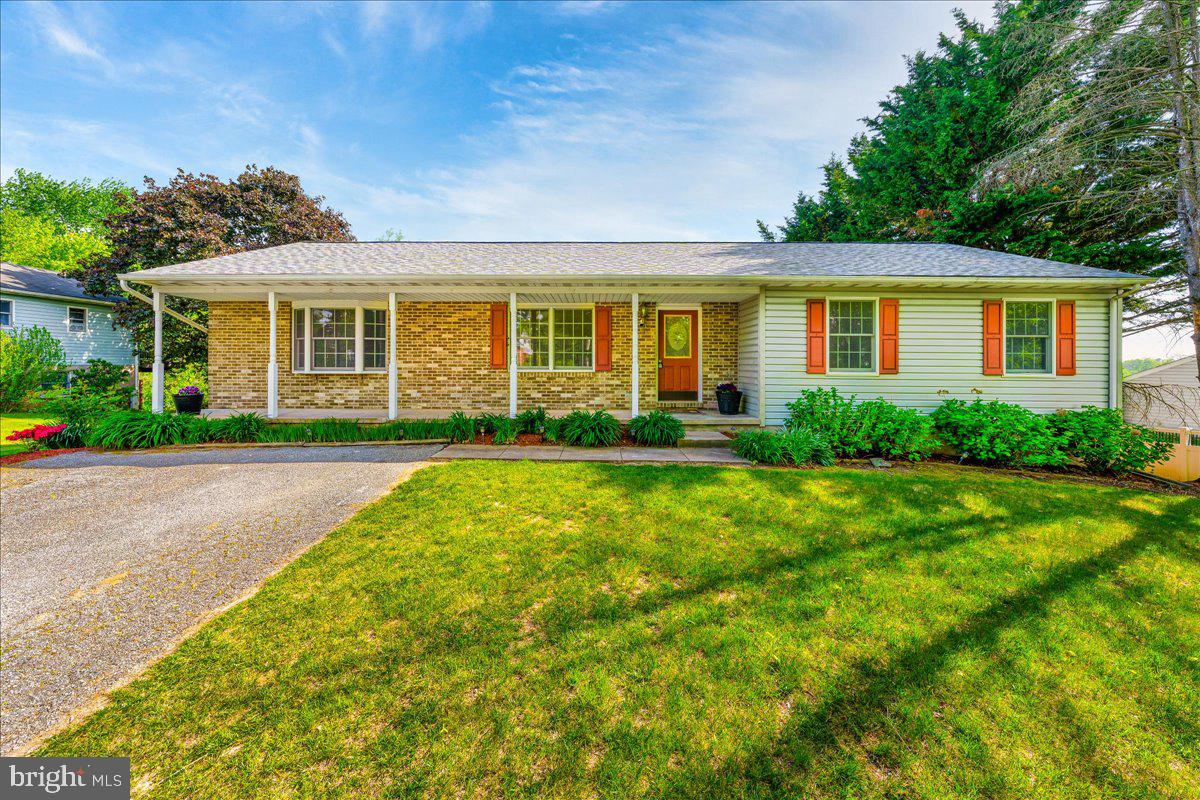 1013 Uniontown Road Westminster, MD 21158 - Photo 8 of 45 Front