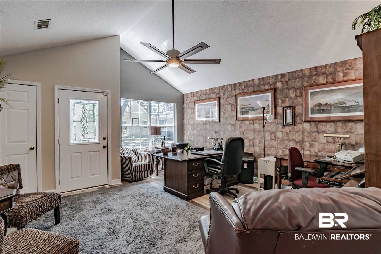 14391 County Road 65 Foley, AL 36535 - Photo 39 of 49 cottage living room