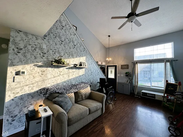 $235,000 | 6588 Dunsdin Drive, Plainfield, IN 46168