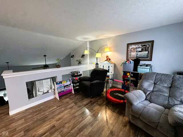 $235,000 | 6588 Dunsdin Drive, Plainfield, IN 46168