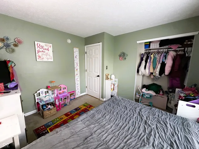 $235,000 | 6588 Dunsdin Drive, Plainfield, IN 46168