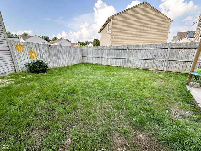 $235,000 | 6588 Dunsdin Drive, Plainfield, IN 46168