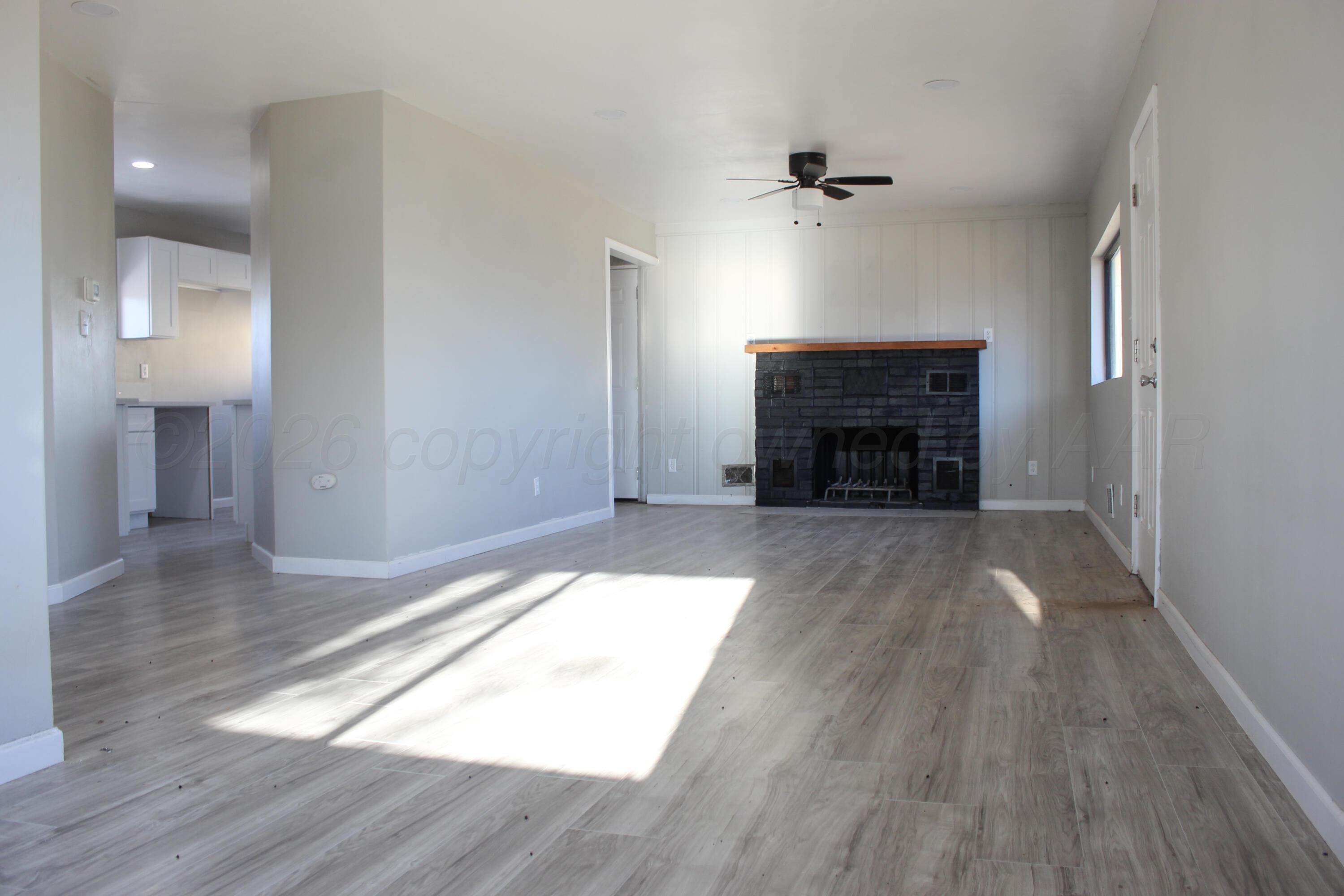 903 East 4th Street Panhandle, TX 79068 - Photo 4 of 23 Photo Jan 28 2026, 5 03 18 AM