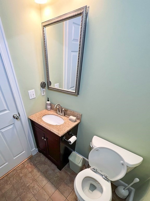 15 Estabrook Road Quincy, MA 02170 - Photo 13 of 26 Gallery Image 13