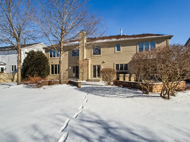 $949,000 | 2008 Jordan Terrace, Buffalo Grove, IL 60089