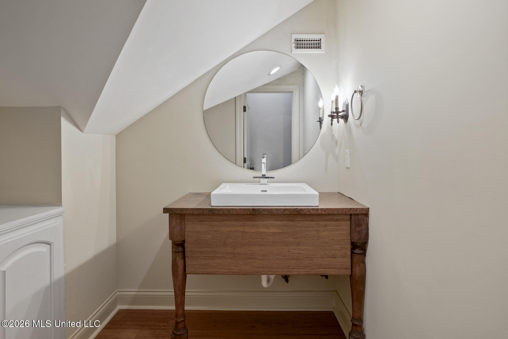 606 Arbor Way Brandon, MS 39047 - Photo 53 of 61 Powder Room up for Bonus/Media Room