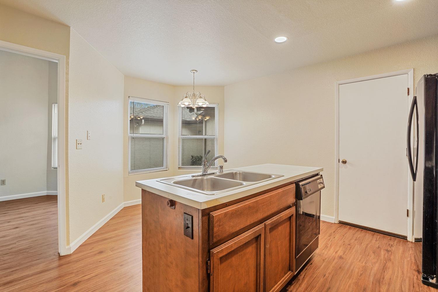 1443 West Swain Road Stockton, CA 95207 - Photo 12 of 41