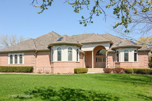 $705,000 | 4590 Pamela Court, Long Grove, IL 60047