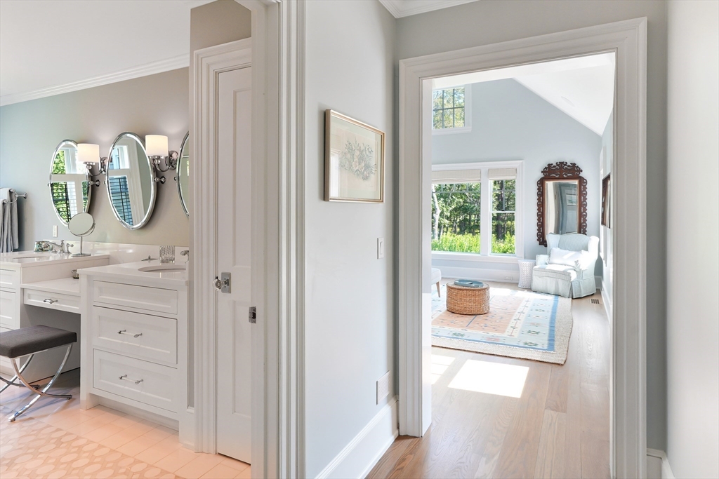 8 Paddock Road Oak Bluffs, MA 02557 - Photo 18 of 42