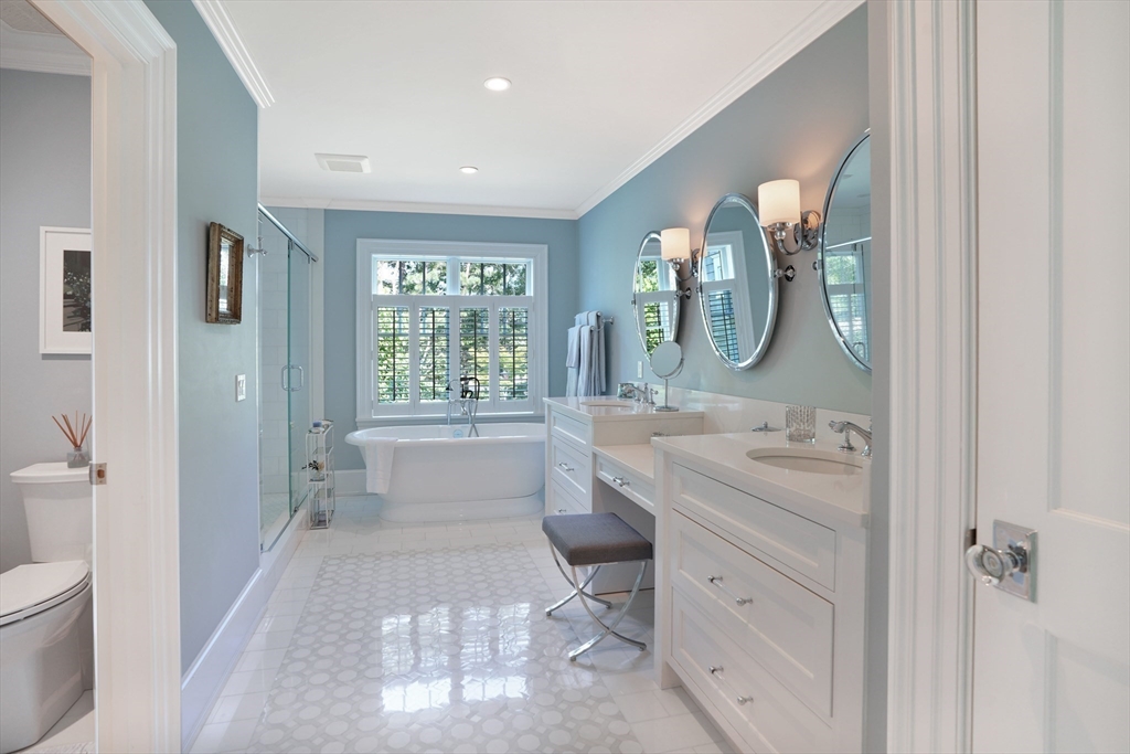 8 Paddock Road Oak Bluffs, MA 02557 - Photo 21 of 42