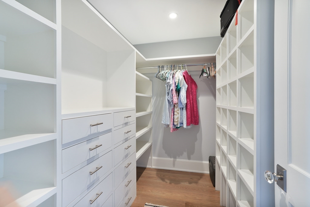 8 Paddock Road Oak Bluffs, MA 02557 - Photo 22 of 42