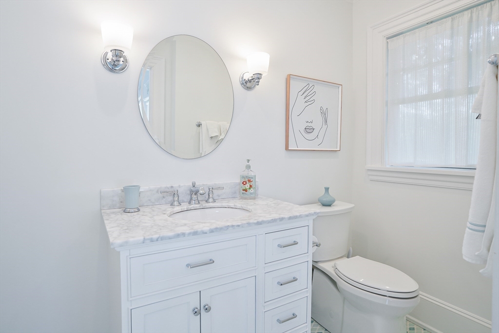 8 Paddock Road Oak Bluffs, MA 02557 - Photo 31 of 42