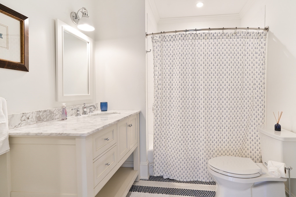 8 Paddock Road Oak Bluffs, MA 02557 - Photo 35 of 42