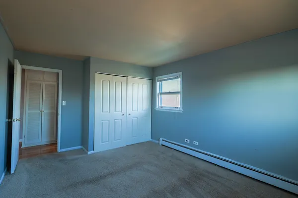 $1,850 | 4410 West 111th Street, Unit 302, Oak Lawn, IL 60453
