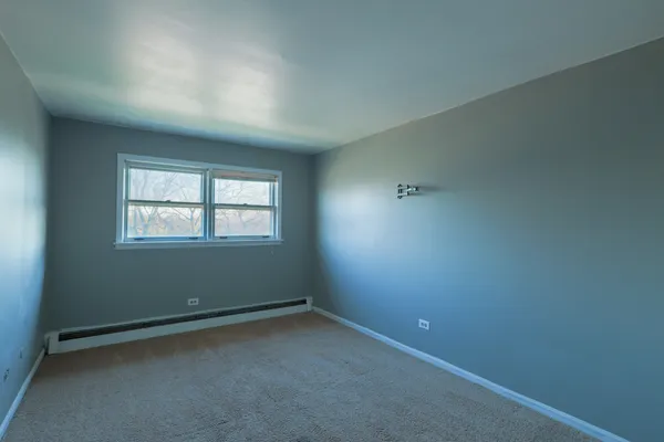 $1,850 | 4410 West 111th Street, Unit 302, Oak Lawn, IL 60453