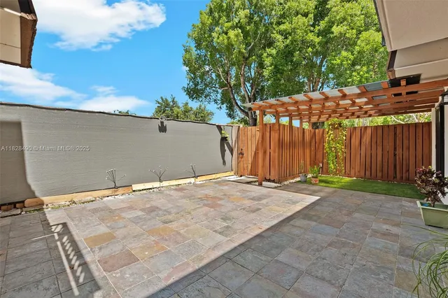 $440,000 | 9112 A Southwest 20th Street, Davie, FL 33324