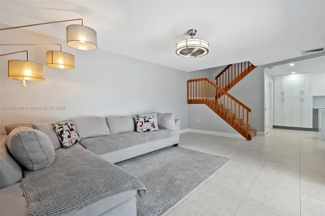 $440,000 | 9112 A Southwest 20th Street, Davie, FL 33324