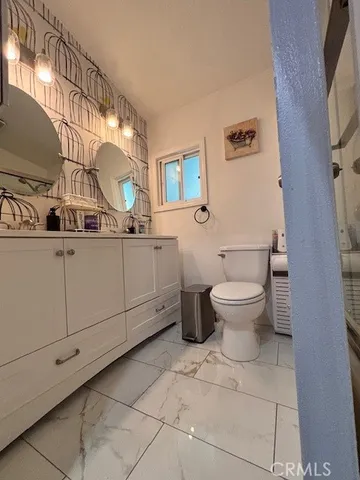 $160,000 | 7560 Woodman Place, Unit 75, Van Nuys, CA 91405